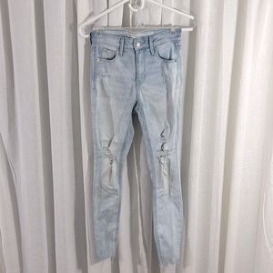 Women’s size 0 Rockstar Super Skinny High Rise Old Navy Distressed Jeans